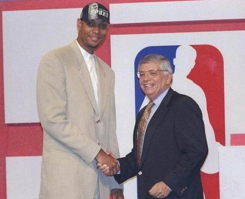 时刻表现 时刻表现