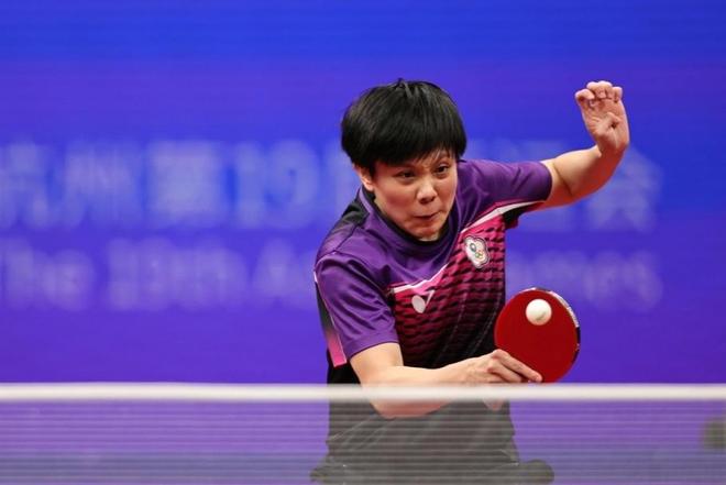 轻球员在高 轻球员在高