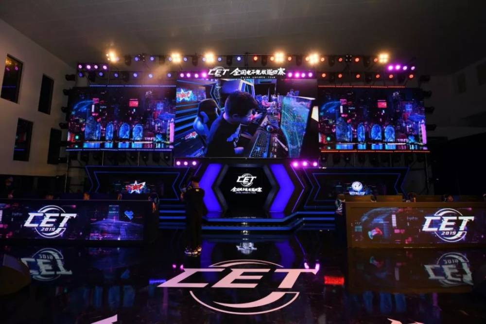 力和快速的 力和快速的